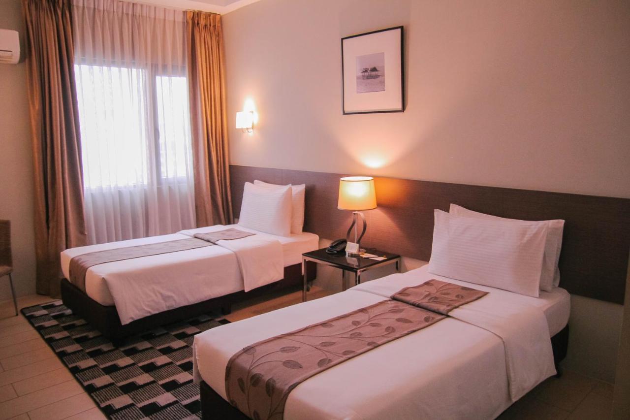 Sequoia Hotel Quezon City Exterior foto