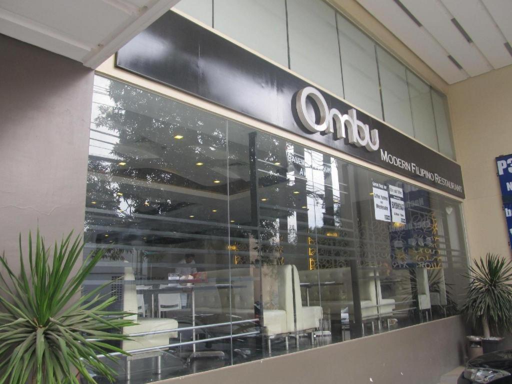 Sequoia Hotel Quezon City Exterior foto
